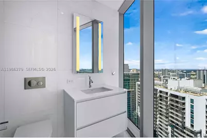 300 Biscayne Blvd #4901E, Miami, FL 33131 - Photo 12