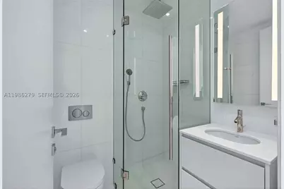 300 Biscayne Blvd #4901E, Miami, FL 33131 - Photo 24