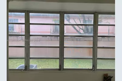 140 Royal Palm #107, Hialeah Gardens, FL 33016 - Photo 8