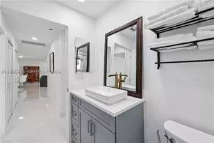 1819 SE 43, Cape Coral, FL 33904 - Photo 24