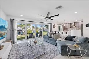 1819 SE 43, Cape Coral, FL 33904 - Photo 6