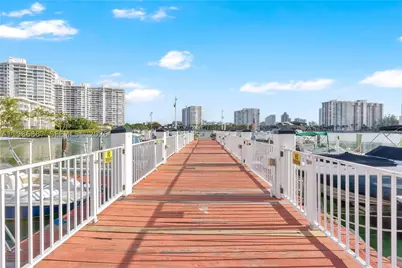2999 Point East #C308, Aventura, FL 33160 - Photo 22