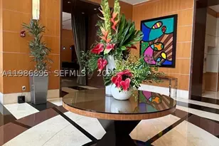 253 NE 2nd, Miami, FL 33132 - Photo 2