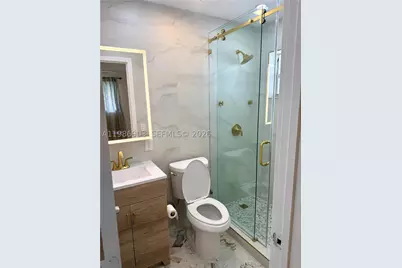 11201 NE 3rd, Miami, FL 33161 - Photo 26
