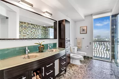 1500 Ocean #907, Miami Beach, FL 33139 - Photo 18