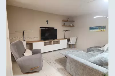 100 SE 6th #107, Pompano Beach, FL 33060 - Photo 14