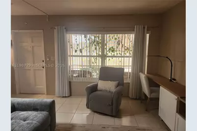 100 SE 6th #107, Pompano Beach, FL 33060 - Photo 12