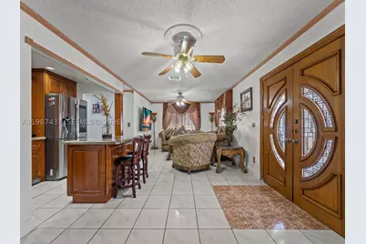 871 SE 5th, Hialeah, FL 33010 - Photo 10