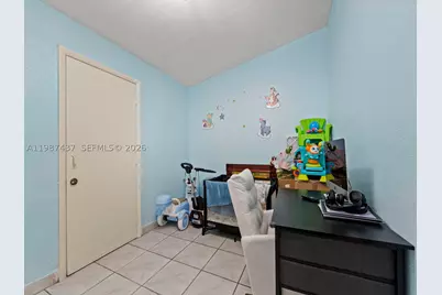 871 SE 5th, Hialeah, FL 33010 - Photo 24