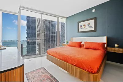 300 Biscayne Blvd #2106, Miami, FL 33131 - Photo 12