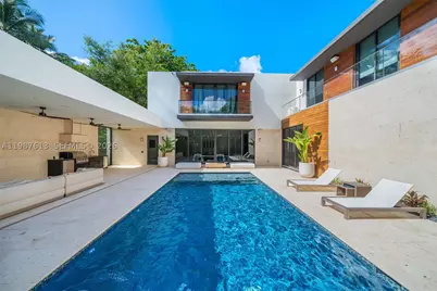 4041 S Le Jeune, Miami, FL 33146 - Photo 1