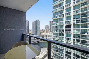31 SE 6th, Miami, FL 33131 - Photo 18