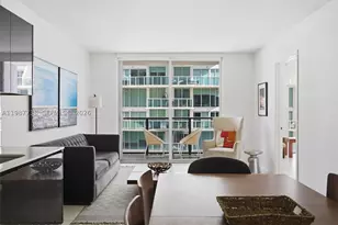 31 SE 6th, Miami, FL 33131 - Photo 8
