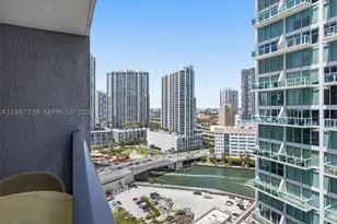 31 SE 6th, Miami, FL 33131 - Photo 2
