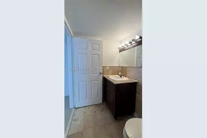 17021 N Bay #1015, Sunny Isles Beach, FL 33160 - Photo 16