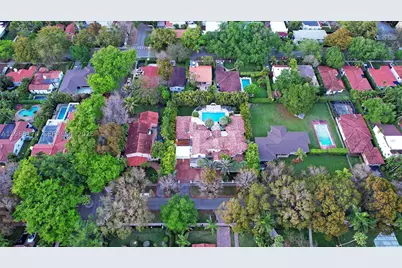 1253 Sorolla, Coral Gables, FL 33134 - Photo 30