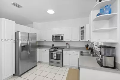 1120 Canella, Hollywood, FL 33019 - Photo 4