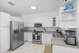 1120 Canella, Hollywood, FL 33019 - Photo 4
