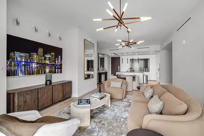 300 Biscayne Boulevard #2605W, Miami, FL 33131 - Photo 2
