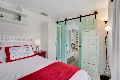 212 SW 1st, Hallandale Beach, FL 33009 - Photo 16