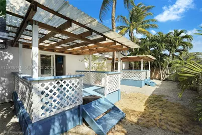 212 SW 1st, Hallandale Beach, FL 33009 - Photo 32