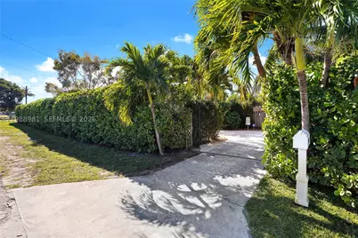 212 SW 1st, Hallandale Beach, FL 33009 - Photo 44