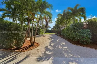212 SW 1st, Hallandale Beach, FL 33009 - Photo 46