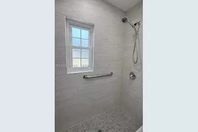 2450 NW 157th St, Miami Gardens, FL 33054 - Photo 10