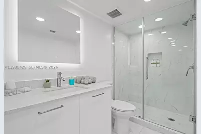 1850 Monroe #309, Hollywood, FL 33020 - Photo 8