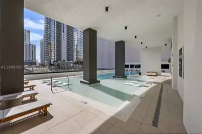 225 N Miami #3107, Miami, FL 33128 - Photo 34