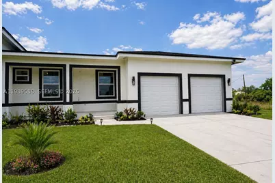 1715 McArthur, Lehigh Acres, FL 33972 - Photo 4