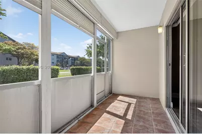 12500 SW 5th #109M, Pembroke Pines, FL 33027 - Photo 20
