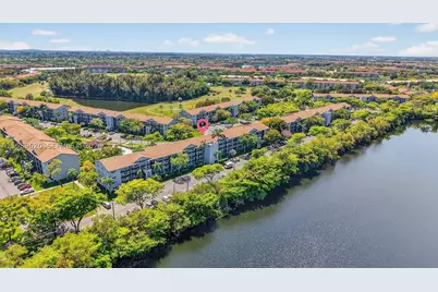 12500 SW 5th #109M, Pembroke Pines, FL 33027 - Photo 32