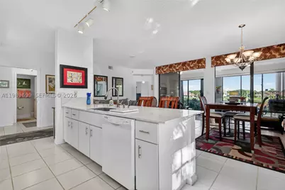 8033 Aberdeen #102, Boynton Beach, FL 33472 - Photo 4