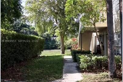 11484 Royal Palm #11484, Coral Springs, FL 33065 - Photo 4