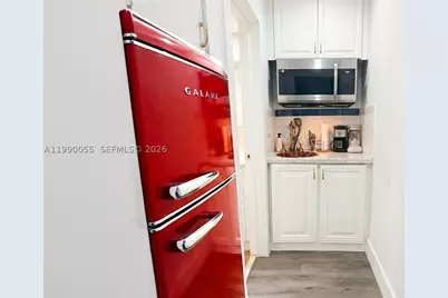 136 SE 2nd, Dania Beach, FL 33004 - Photo 20