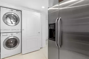 2101 Brickell, Miami, FL 33129 - Photo 18