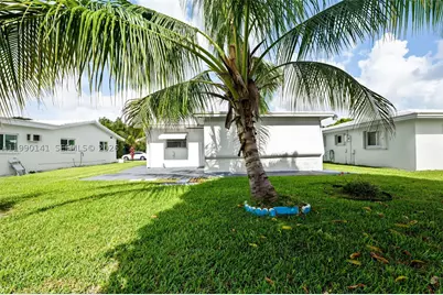7004 NW 67th, Tamarac, FL 33321 - Photo 20