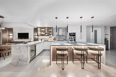 68 SE 6th #3711, Miami, FL 33131 - Photo 10