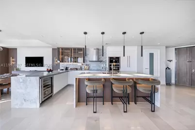 68 SE 6th #3711, Miami, FL 33131 - Photo 8