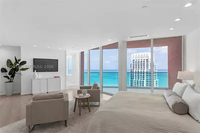 300 S Pointe #3405, Miami Beach, FL 33139 - Photo 8