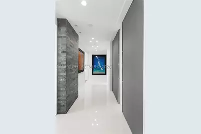 300 S Pointe #3405, Miami Beach, FL 33139 - Photo 20