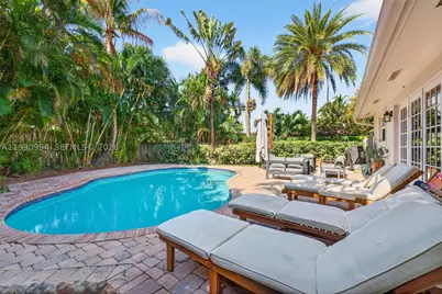 1661 Bel Air, Lauderdale by the Sea, FL 33062 - Photo 22