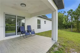 1013 Atherton, Lehigh Acres, FL 33971 - Photo 34
