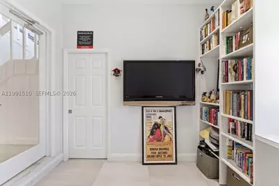 8657 NW 2nd, Miami, FL 33126 - Photo 16