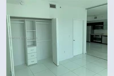 90 SW 3rd #3610, Miami, FL 33130 - Photo 14