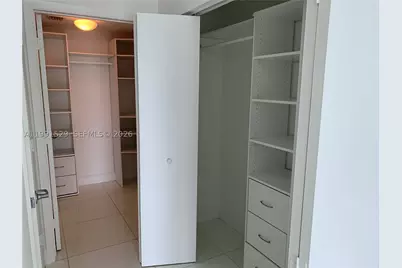 90 SW 3rd #3610, Miami, FL 33130 - Photo 10