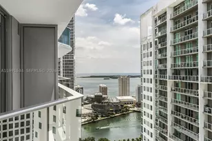 77 SE 5th, Miami, FL 33131 - Photo 8