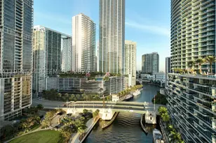 77 SE 5th, Miami, FL 33131 - Photo 16