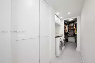 1420 Brickell Bay, Miami, FL 33131 - Photo 34